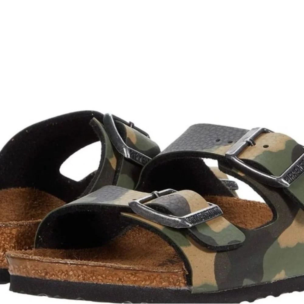 Birkenstock Arizona Little Kids Size 10 Camouflage Sandals Adjustable Straps